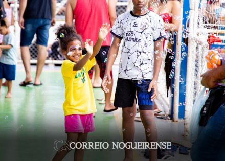 prefeitura-leva-magia-do-natal-as-familias-socialmente-vulneraveis-de-artur-nogueira-correio-nogueirense