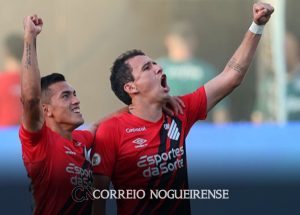 athletico-pr-faz-2-a-0-no-palmeiras-e-retoma-lideranca-do-brasileirao-correio-nogueirense