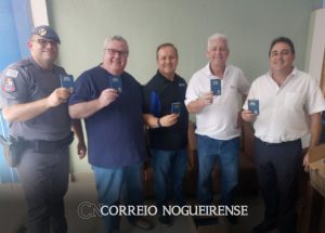 biblias-do-novo-testamento-sao-distribuidas-em-artur-nogueira-correio-nogueirense