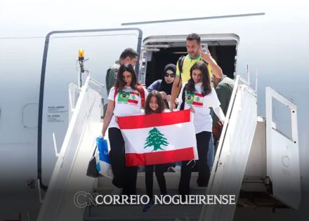 aviao-com-227-brasileiros-que-estavam-no-libano-pousa-na-base-aerea-de-sao-paulo-correio-nogueirense