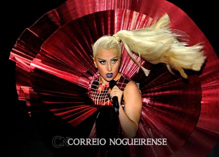 gagacabana-fas-explicam-histeria-e-gratidao-por-lady-gaga-correio-nogueirense