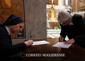 conclave-o-juramento-de-funcionarios-e-assistentes-correio-nogueirense