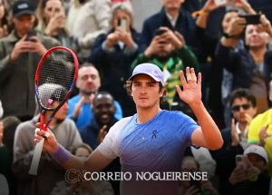 roland-garros-fonseca-estreia-com-vitoria-implacavel-sobre-ex-top-10-correio-nogueirense