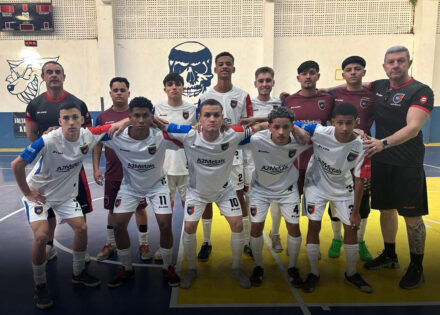 futsal-masculino-sub-21-de-artur-nogueira-garante-vaga-nas-quartas-de-final-dos-jogos-regionais-2025-correio-nogueirense