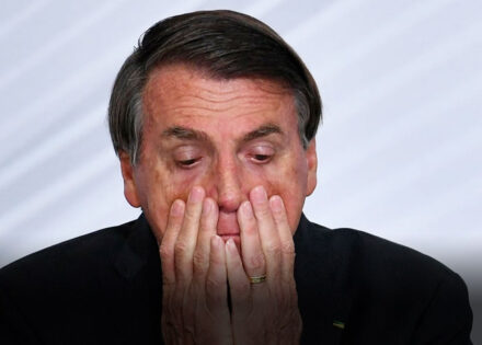 policia-federal-cumpre-mandados-na-casa-de-bolsonaro-ex-presidente-passara-a-usar-tornozeleira-correio-nogueirense-capa