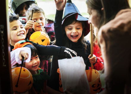 em-ritmo-de-halloween-criancas-vao-a-caca-aos-doces-no-paulinia-winner-mall-shopping-nesta-sexta-feira-31-correio-nogueirense