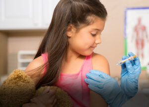 ministro-faz-apelo-por-atualizacao-da-caderneta-vacinal-das-criancas-correio-nogueirense