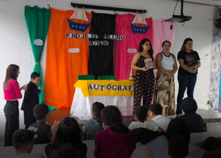 escola-estadual-professor-armando-falcone-lanca-livros-produzidos-pelos-alunos-na-semana-da-consciencia-negra-correio-nogueirense-capa