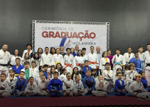 holambra-realiza-cerimonia-de-graduacao-dos-alunos-da-escolinha-de-judo-da-prefeitura-correio-nogueirense