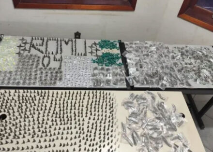 grande-quantidade-de-drogas-prontas-para-venda-sao-localizadas-pela-romu-no-cidade-alta-correio-nogueirense