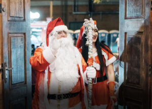 papai-noel-chega-a-artur-nogueira-nesta-sexta-correio-nogueirense