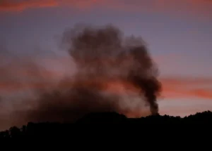 2026-01-03t103351z_73761679_rc2mtiaeey58_rtrmadp_3_usa-venezuela-explosions