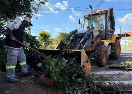 limpeza-urbana-e-intensificada-em-bairros-de-artur-nogueira-correio-nogueirense-capa