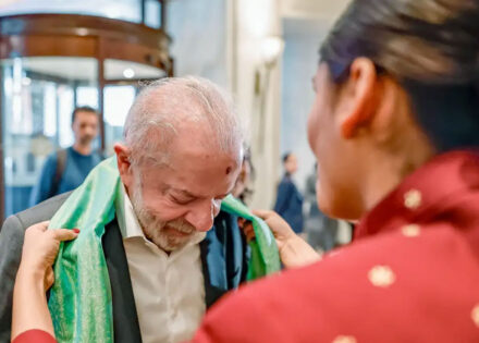 lula-chega-a-india-e-primeiro-compromisso-e-cupula-sobre-ia-correio-nogueirense