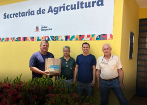 prefeitura-recebe-doacao-de-insumos-para-producao-de-mudas-nativas-em-artur-nogueira-correio-nogueirense