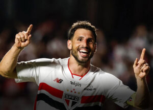 sao-paulo-vence-o-gremio-e-dorme-lider-mirassol-sofre-empate-do-cruzeiro-correio-nogueirense