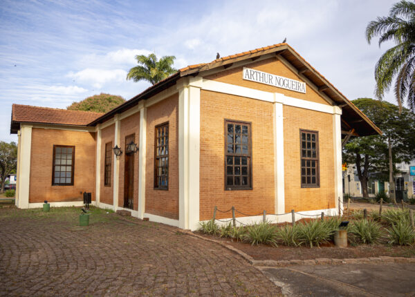 TURÍSTICO - RÉPLICA DA ESTAÇÃO