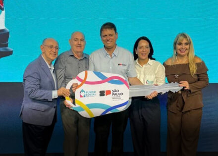 artur-nogueira-recebe-carro-0-km-do-governo-de-sp-para-reforcar-acoes-sociais-correio-nogueirense