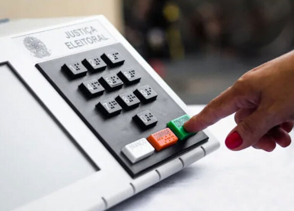 eleitor-tem-um-mes-para-regularizar-pendencias-e-ficar-apto-a-votar-correio-nogueirense