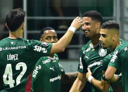 murilo-e-flaco-marcam-e-palmeiras-vence-o-sporting-cristal-per-correio-nogueirense