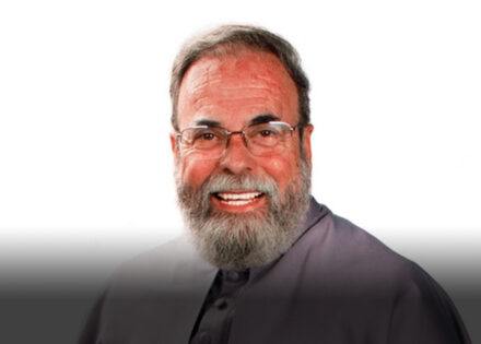 padre-antonio-maria-conduz-momento-mariano-no-jubileu-de-ouro-da-diocese-de-limeira-correio-nogueirense