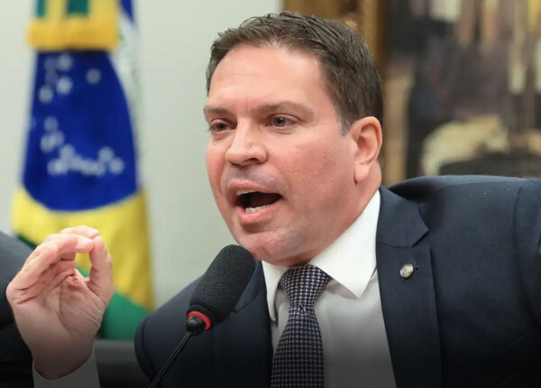 prisao-de-ramagem-e-fruto-da-cooperacao-entre-brasil-e-eua-diz-pf-correio-nogueirense