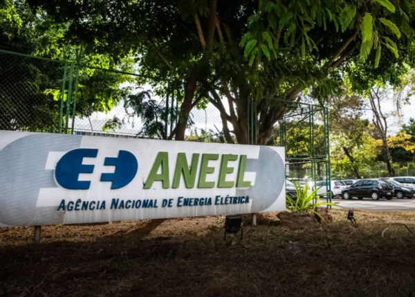 aneel-aprova-r-55-bi-para-reduzir-conta-de-luz-em-22-distribuidoras-correio-nogueirense