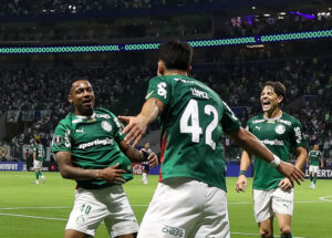palmeiras-goleia-junior-em-casa-e-avanca-em-2o-do-grupo-f-correio-nogueirense