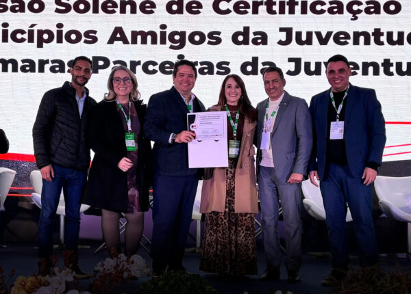 artur-nogueira-recebe-certificacao-municipio-amigo-da-juventude-durante-conexidades-2026-correio-nogueirense
