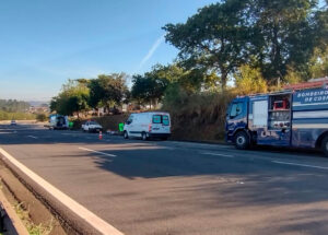 duas-mulheres-ficam-feridas-apos-queda-de-motocicleta-na-rodovia-zeferino-vaz-correio-nogueirense