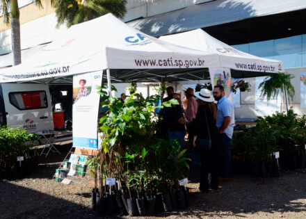 estande-da-cati-na-31a-hortitec-promovera-atendimento-gratuito-a-horticultores-correio-nogueirense