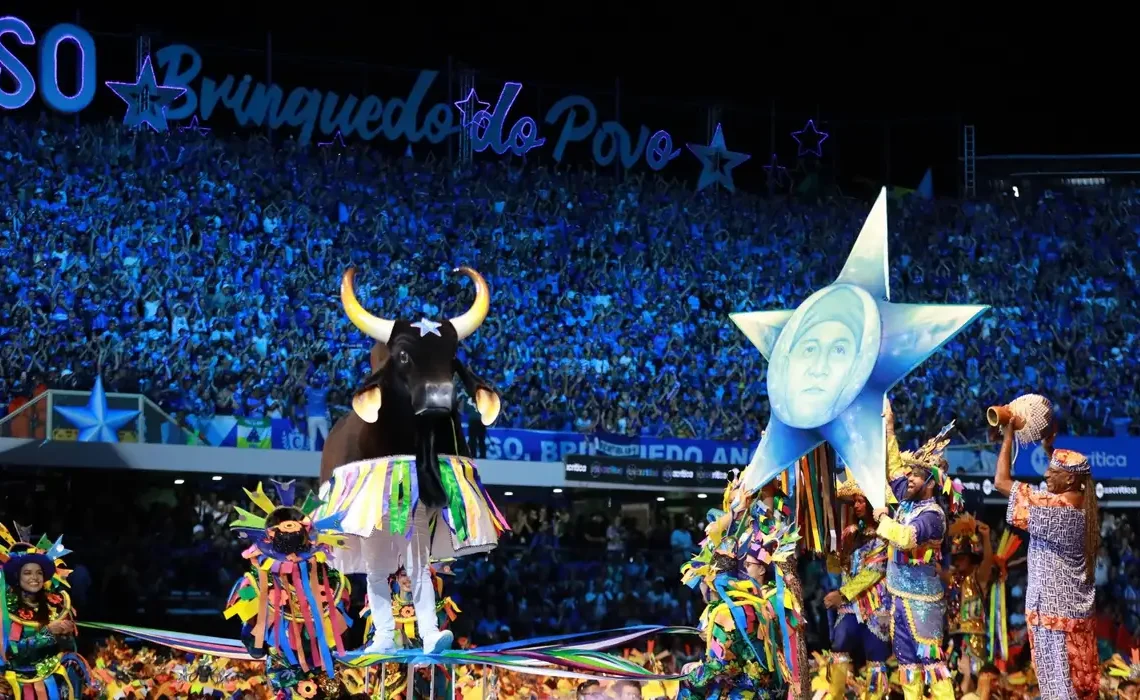 festival-de-parintins-2026-boi-caprichoso-encerra-apresentacoes-destacando-cultura-memoria-e-tradicoes-da-regiao-norte-2_foto-mauro-neto-e-tiago-correa-secom