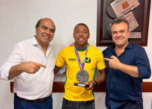 atleta-de-engenheiro-coelho-conquista-2o-lugar-nos-5-km-na-meia-maratona-internacional-do-rio-correio-nogueirense