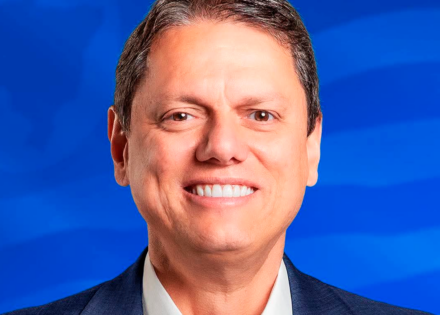 tarcisio-de-freitas-e-reeleito-governador-de-sao-paulo-no-primeiro-turno-correio-nogueirense